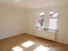 Schöne 3-Zimmer-Wohnung mit Balkon in Stuttgart Ost - Zimmer