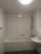 Neuwertige 2-Zimmer Wohnung mit Balkon in Stuttgart-Ost - Beispielbild Bad mit Wanne