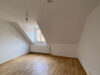 Schöne 4-Zimmer-Maisonettewohnung mit Balkon in Stuttgart Ost - Schlafzimmer